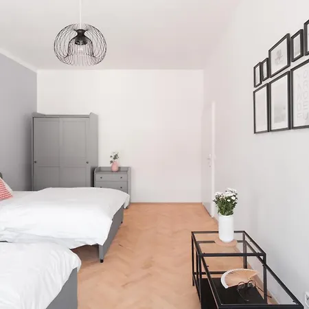 Days - Modern Apts - Fast Wifi - Netflix - 7 Min Wenceslas Sq * Prag