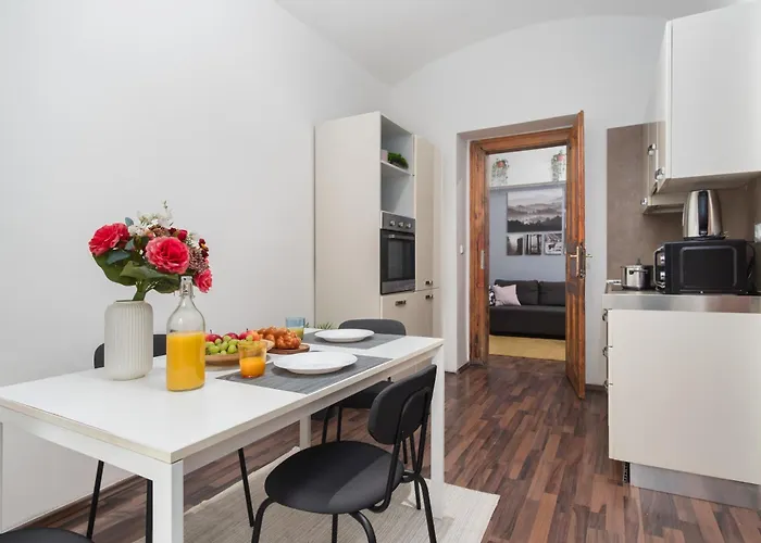 Days - Modern Just 7 Min From Wenceslas Square *