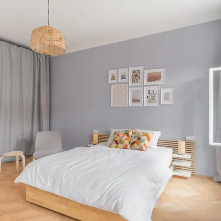 公寓 Days - Modern Apts - Fast Wifi - Netflix - 7 Min Wenceslas Sq