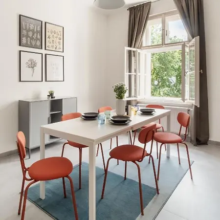 公寓 Days - Modern Apts - Fast Wifi - Netflix - 7 Min Wenceslas Sq *